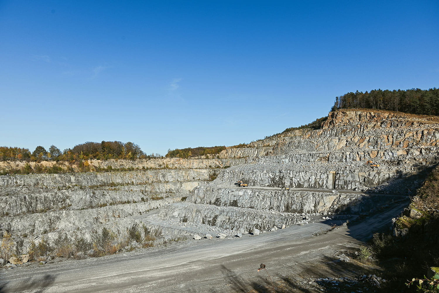 An image of a quarry.